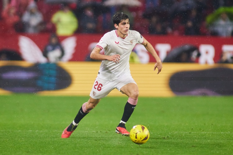 体育赛事-记者：尤文有意胡安卢但塞维利亚要价2000万欧，需看是否接受租借