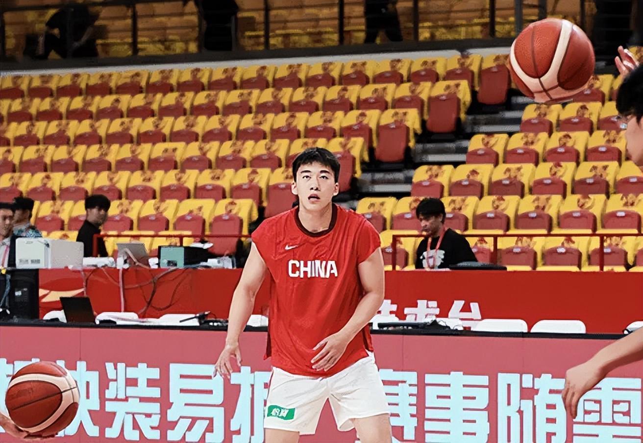 体育资讯-男篮险胜KK FMP俱乐部！焦泊乔+3首发齐爆，廖三宁末节救赎！